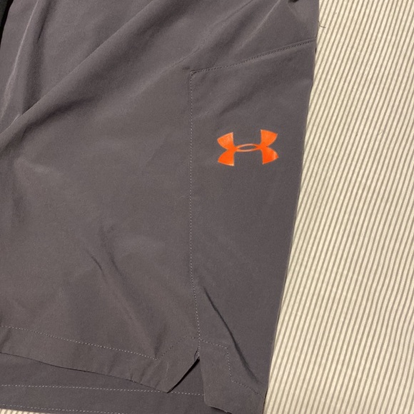 Under Armour Swim Shorts - Picture 2 of 3